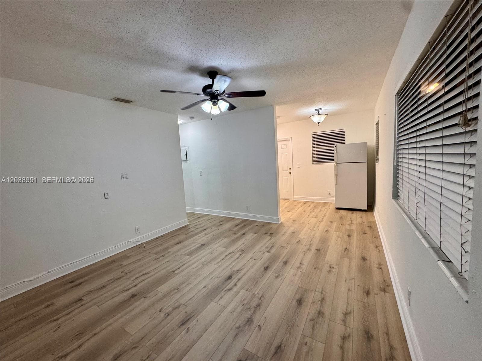2240 NE 171st St # 1, North Miami Beach, FL 33160 — zdjęcie 2