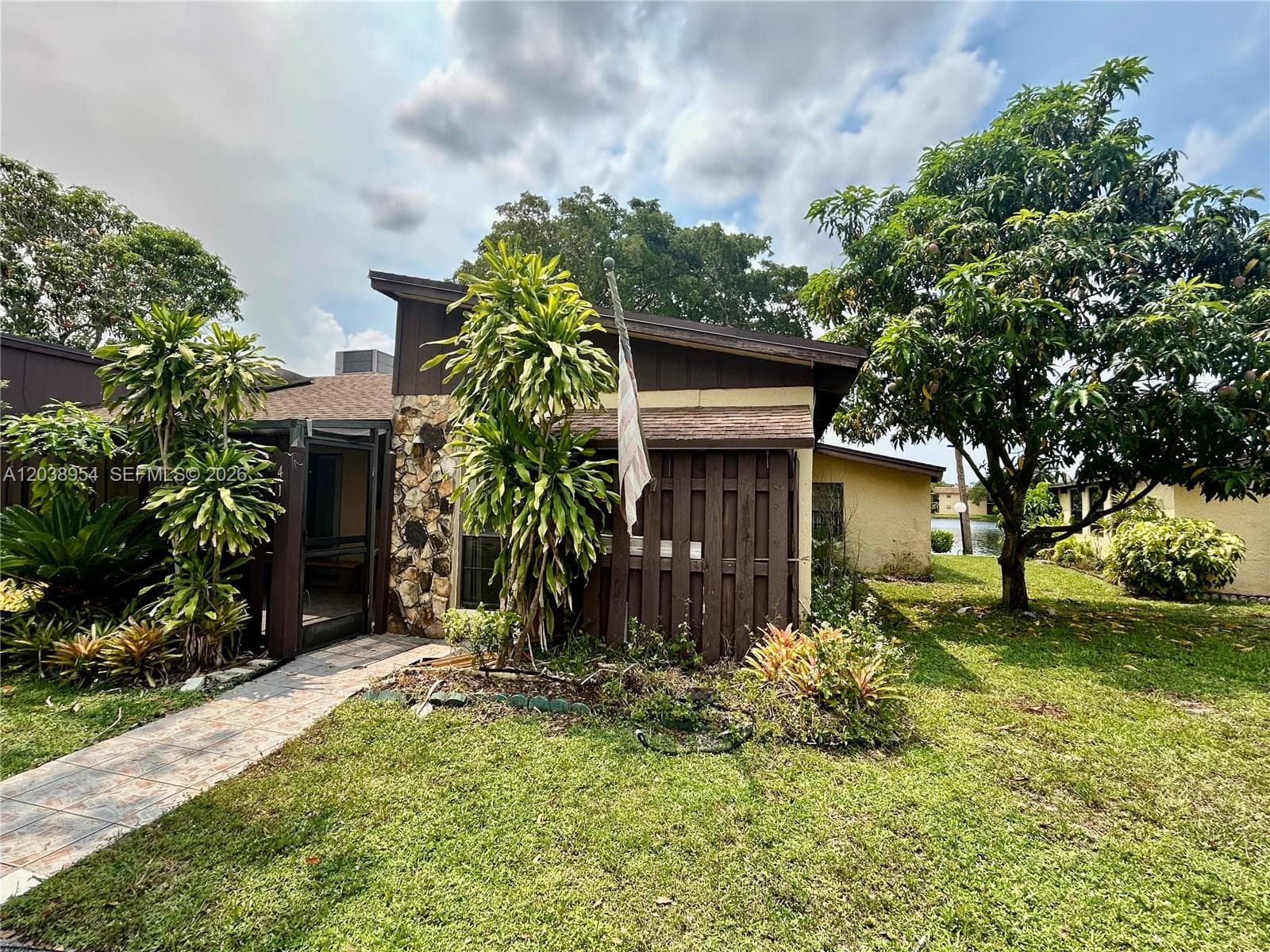 416 Briarwood Cir # 2-24, Hollywood, FL 33024 — zdjęcie 2