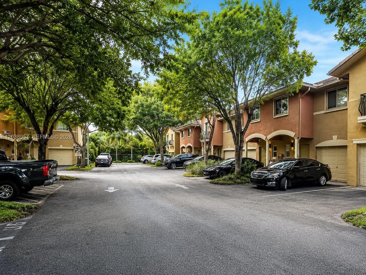 35 SE 3rd Ave # 11, Hallandale Beach, FL 33009 — zdjęcie 2