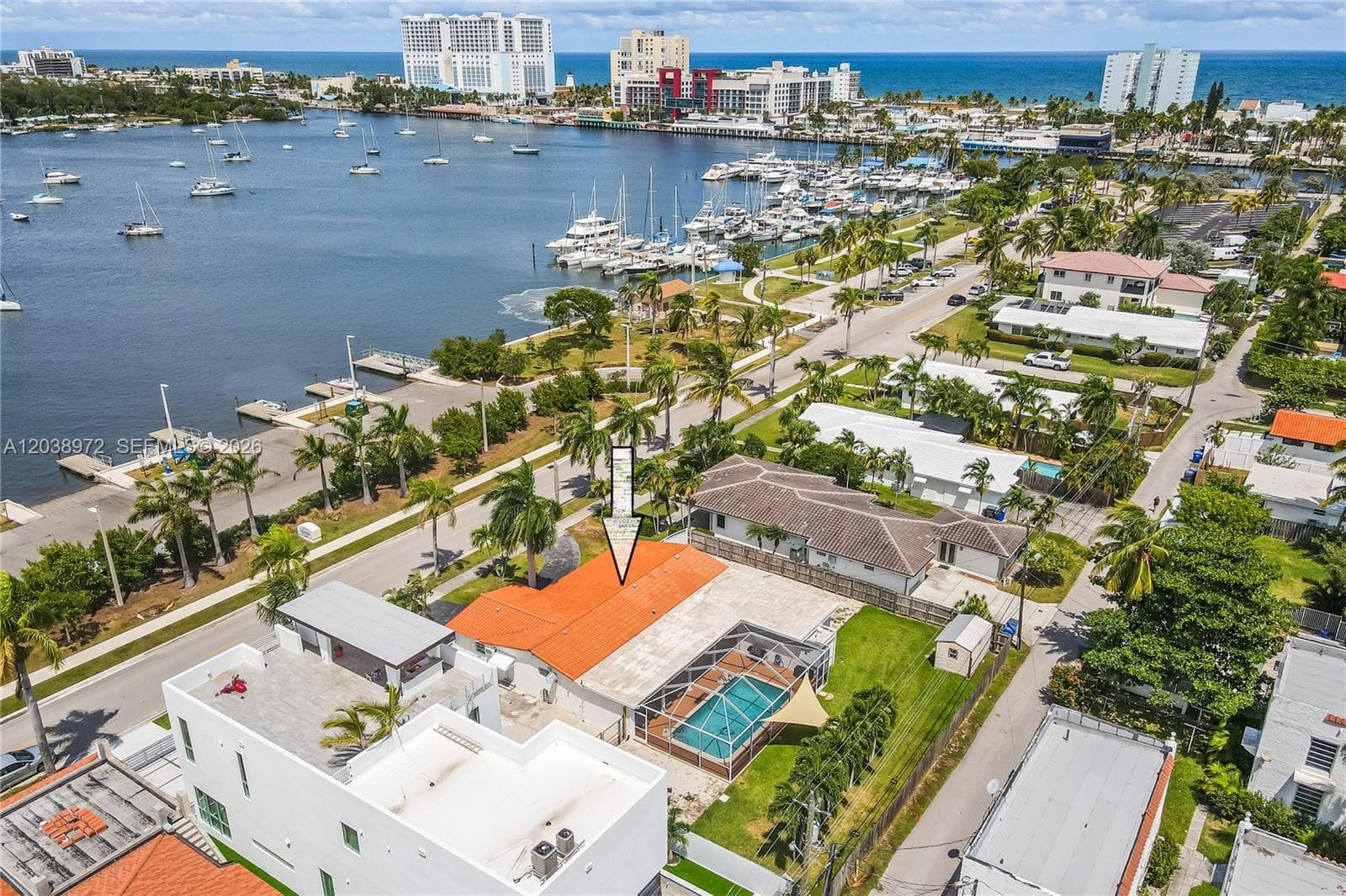 816 Polk St # 1, Hollywood, FL 33019 — zdjęcie 2