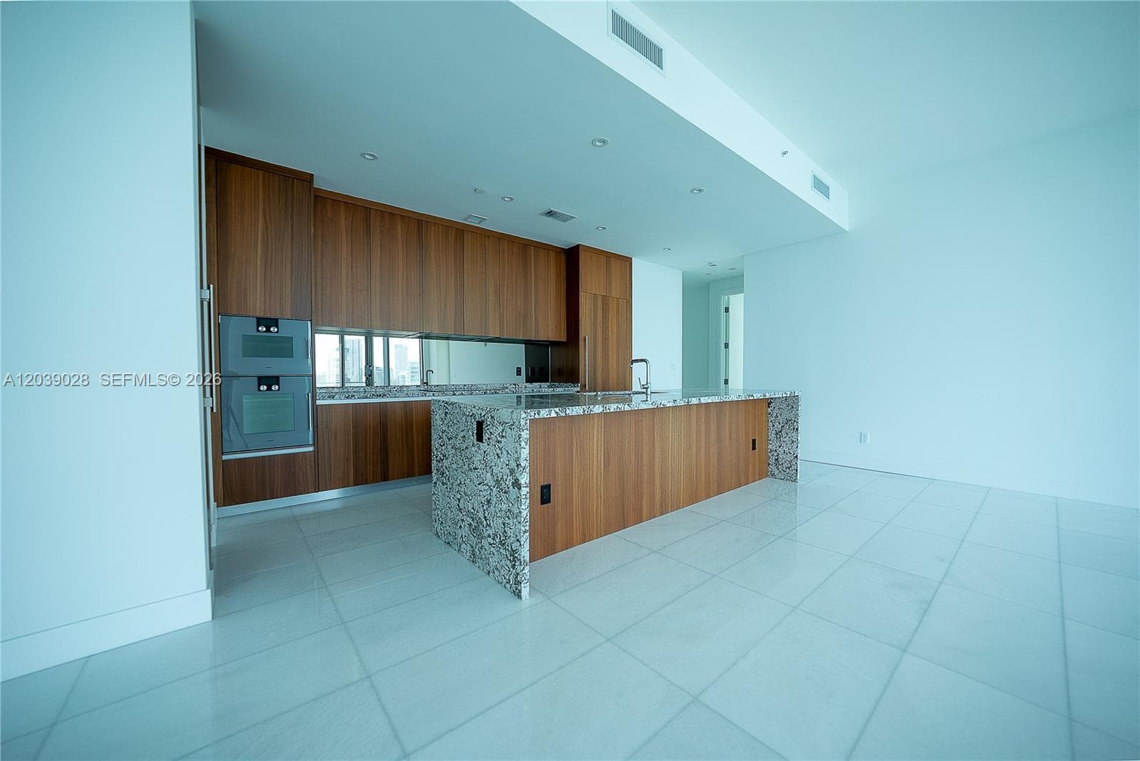 175 SE 25th Rd # 2704, Miami, FL 33129 — zdjęcie 2