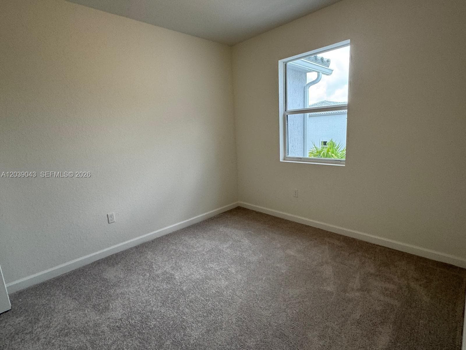 18402 SW 2nd St, Pembroke Pines, FL 33029 — zdjęcie 4