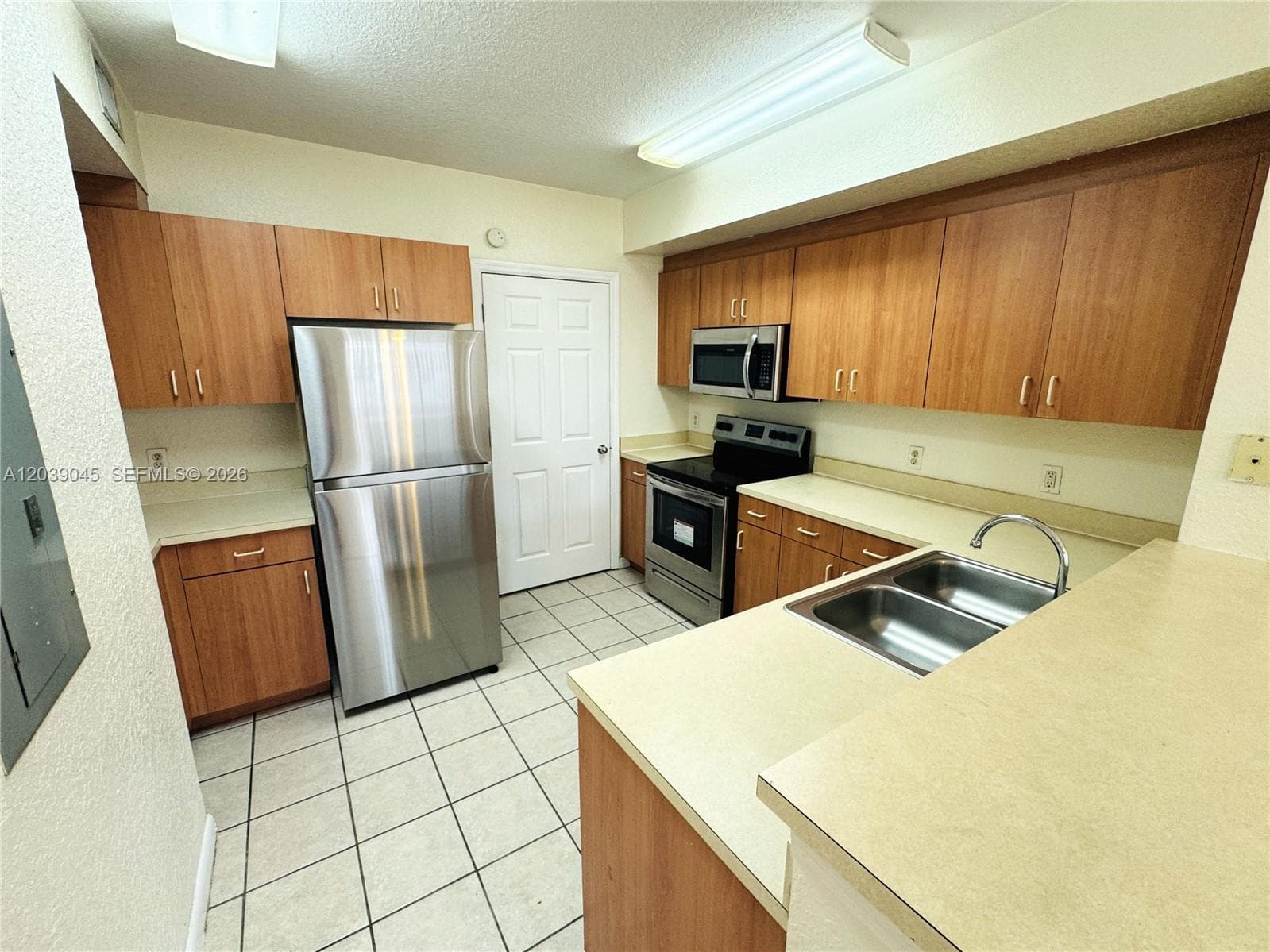 705 Belmont Ln # 705, North Lauderdale, FL 33068 — zdjęcie 5