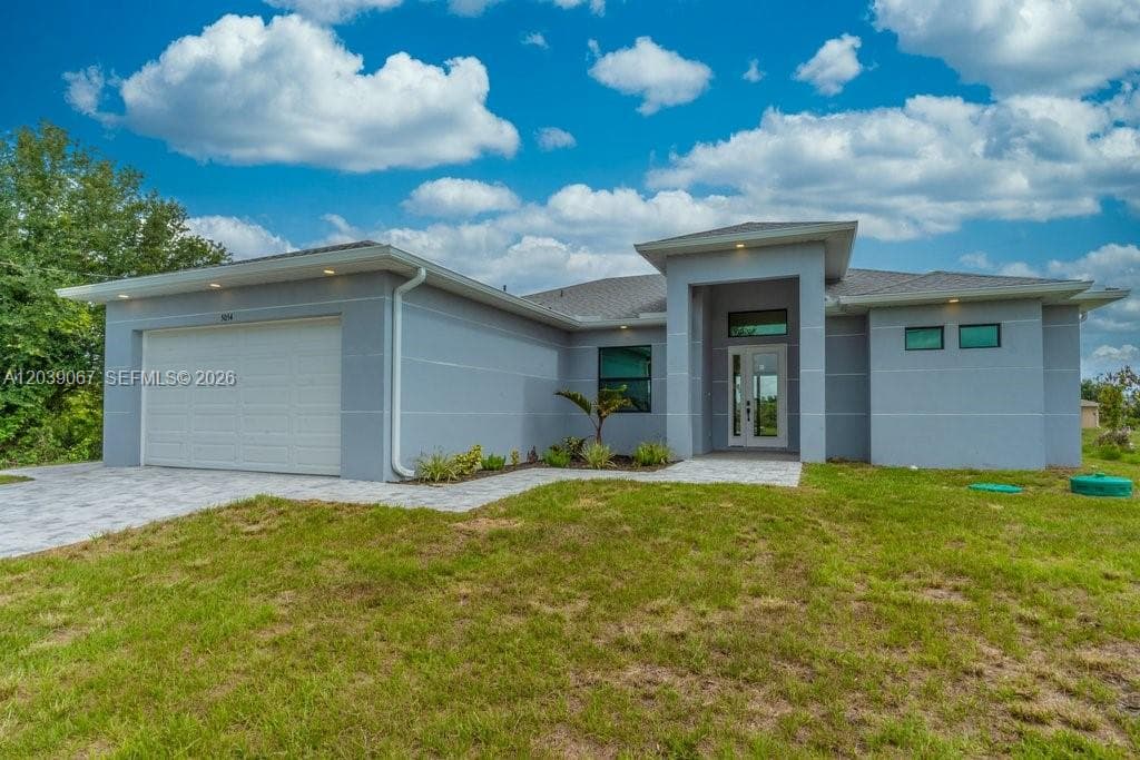 5054 Benton St, Lehigh Acres, FL 33971 — zdjęcie 3