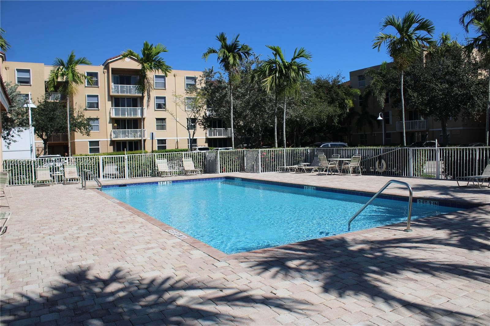 519 E Sheridan St # 1082, Dania Beach, FL 33004 — zdjęcie 2
