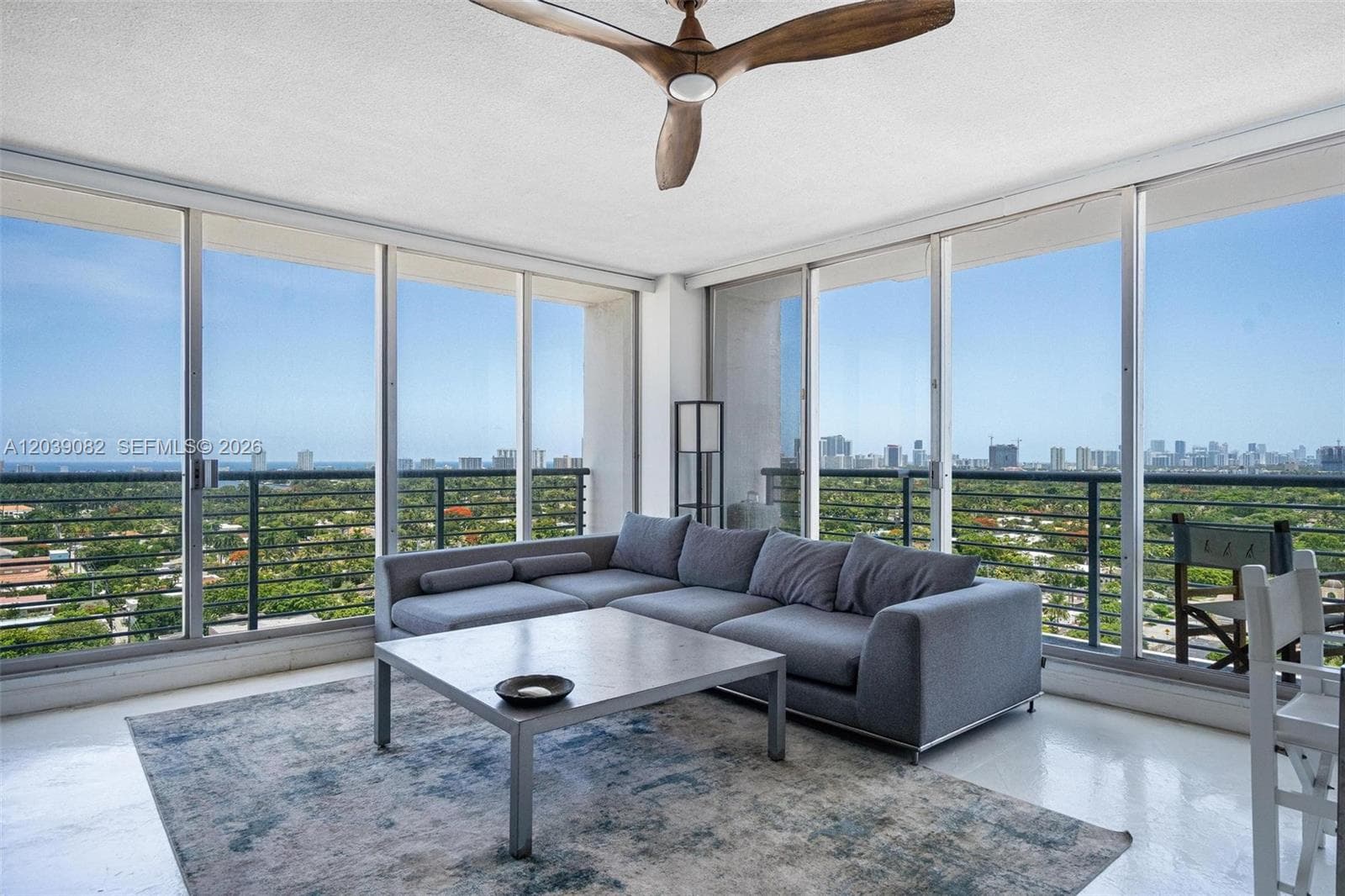 1720 Harrison St # 16A, Hollywood, FL 33020 — zdjęcie 3