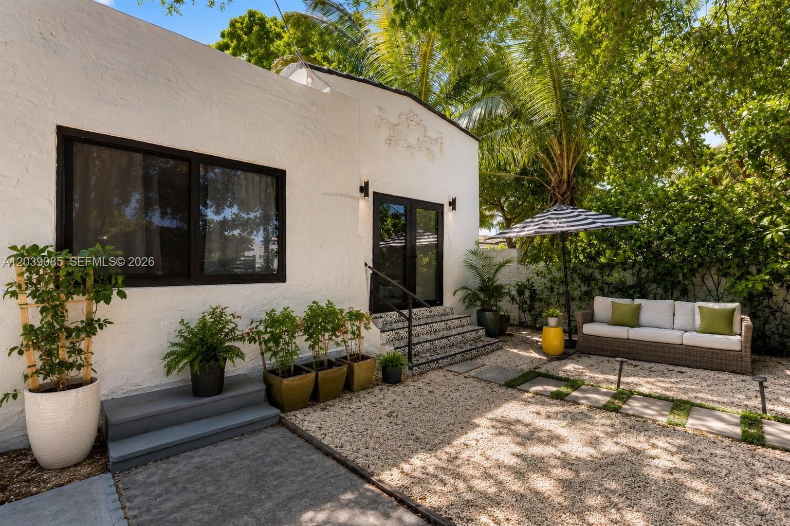 8280 NE 1st Pl, Miami, FL 33138 — zdjęcie 2