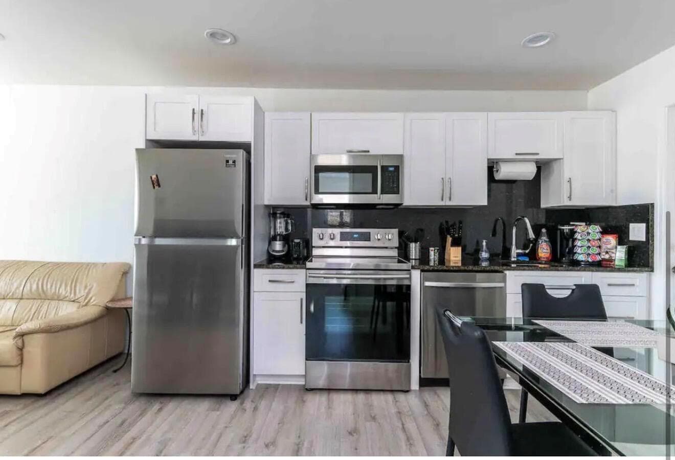 2499 NE 2nd Avenue # B, Boca Raton, FL 33431 — zdjęcie 3