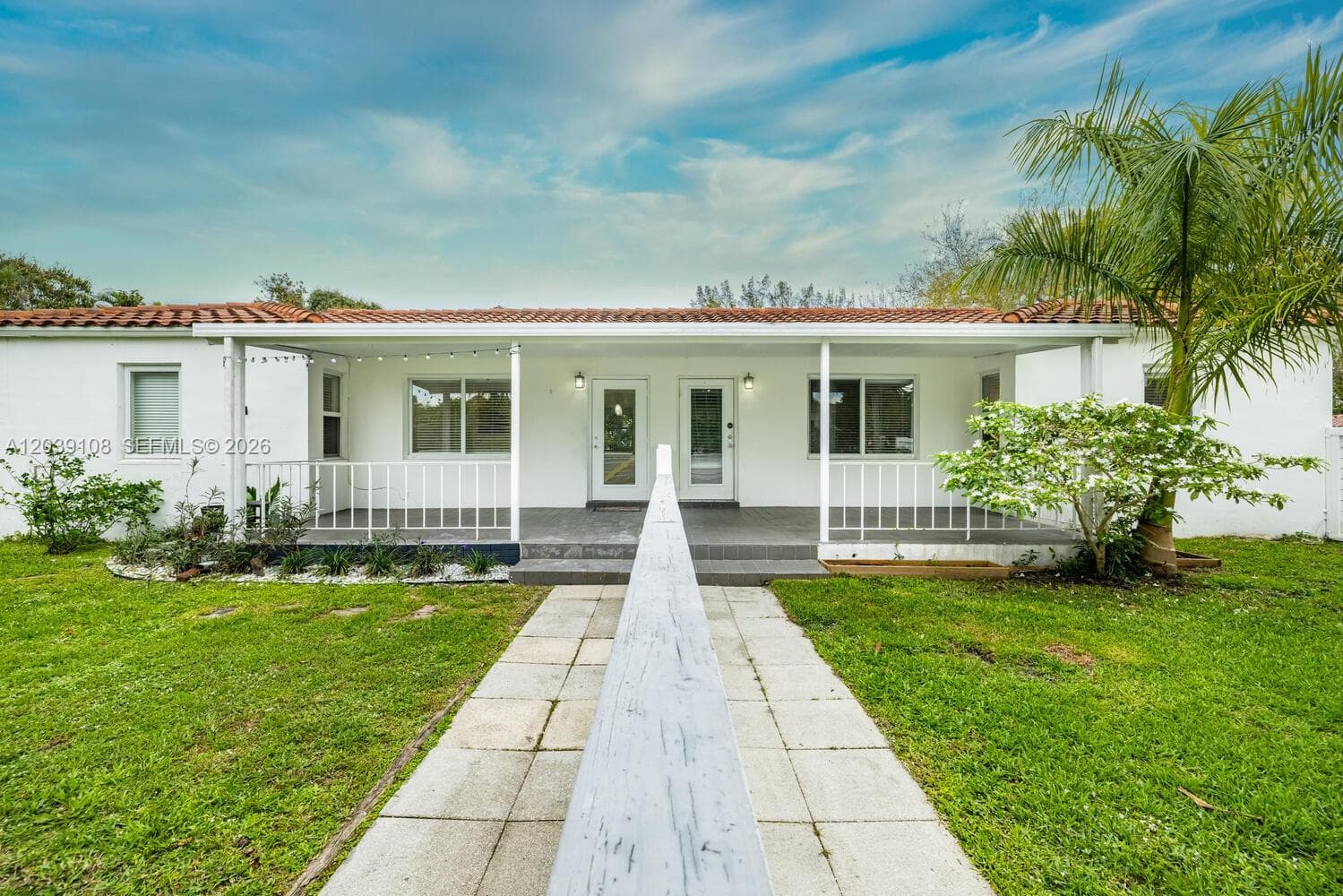 1029 NE 113 St # South, Biscayne Park, FL 33161 — zdjęcie 2