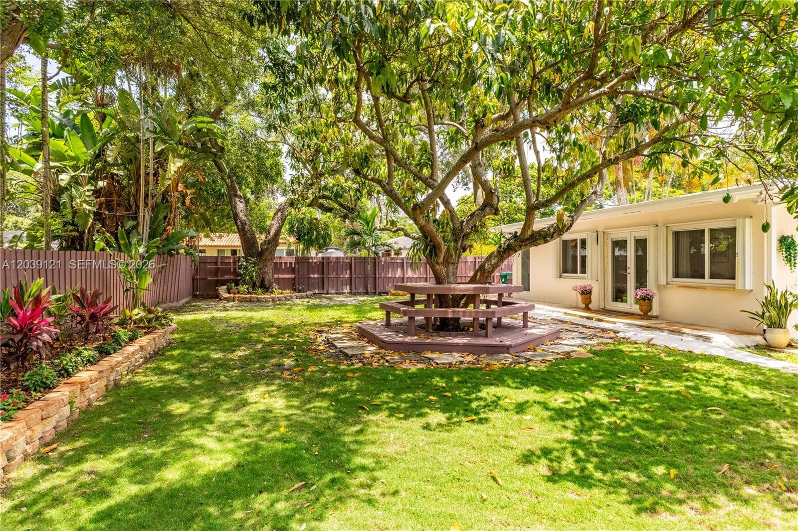 8920 NE 9th Ct, Miami, FL 33138 — zdjęcie 3