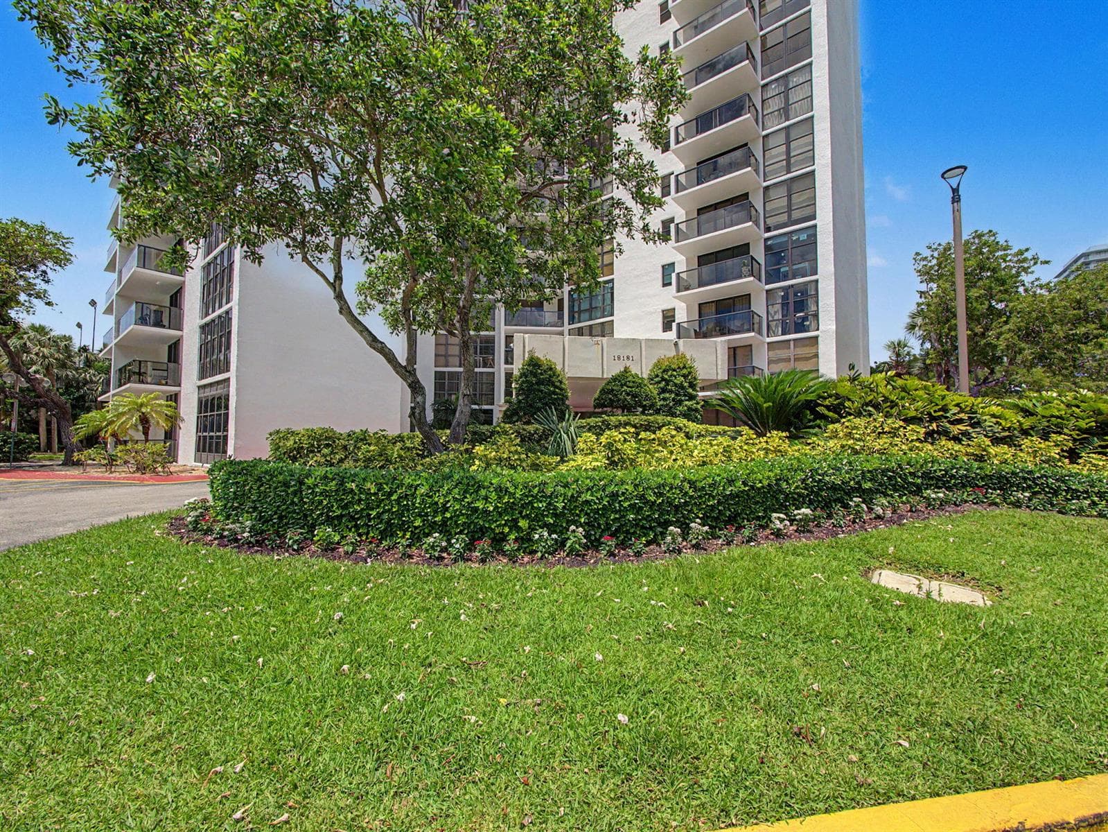 18181 NE 31st Court # 1807, Aventura, FL 33160 — zdjęcie 2