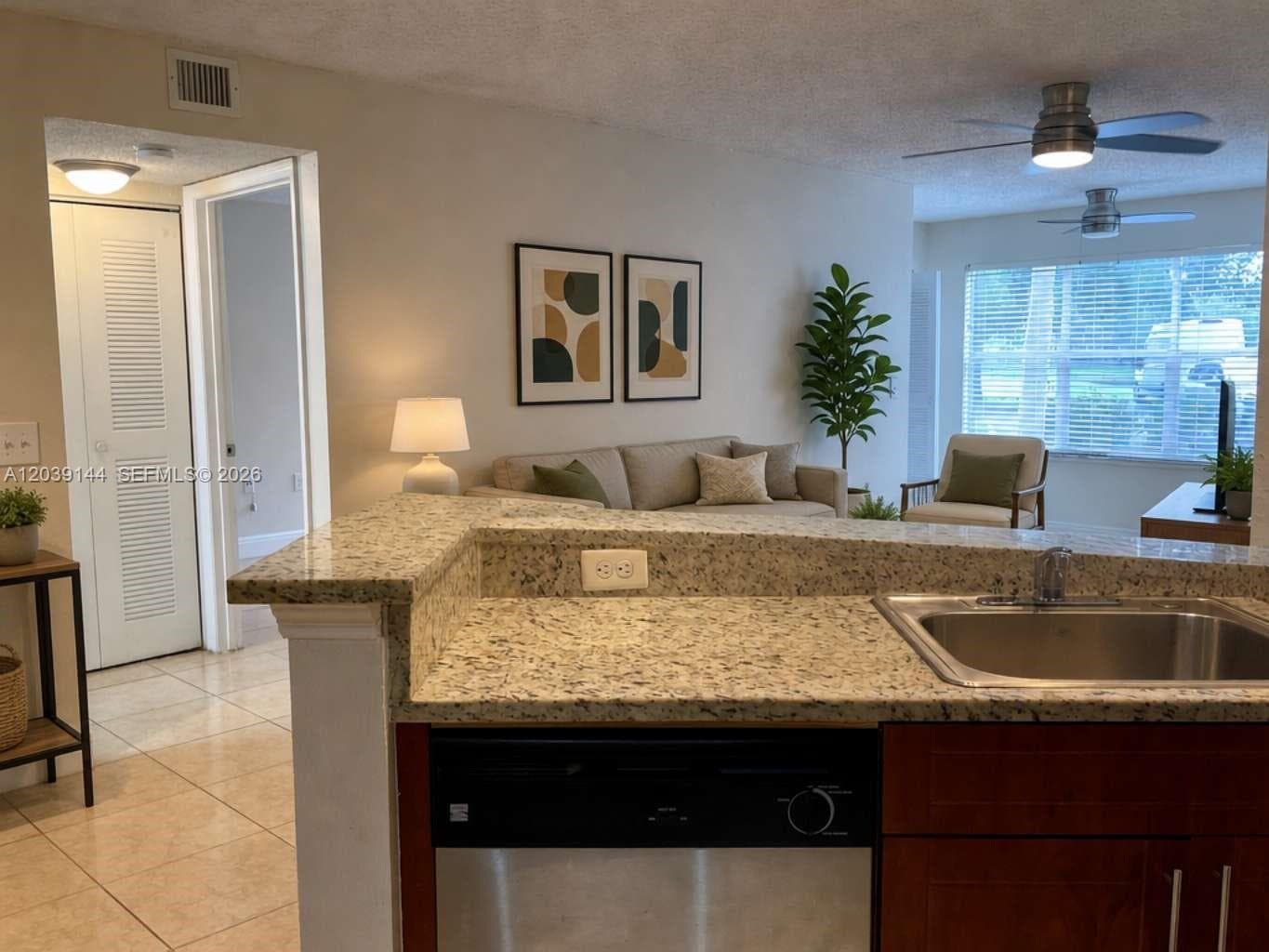 12980 Vista Isles Dr # 314, Sunrise, FL 33325 — zdjęcie 2