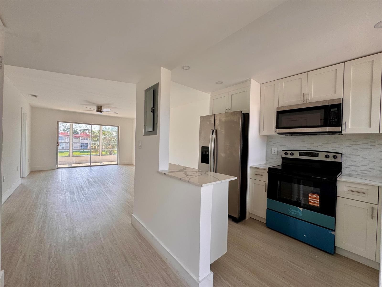 2831 E Sunrise Lakes Drive E # 311, Sunrise, FL 33322 — zdjęcie 3