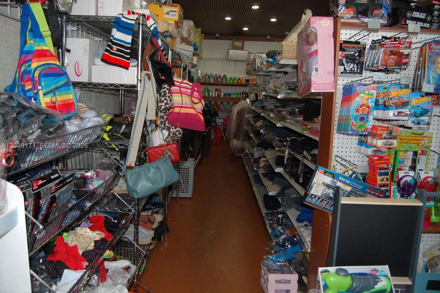 1900 e 4th ave, Hialeah, FL 33010 — zdjęcie 3