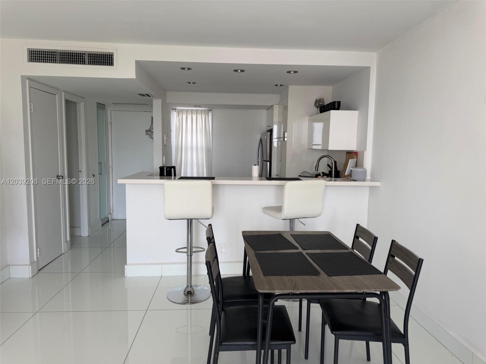 3475 N Country Club Dr # 816, Aventura, FL 33180 — zdjęcie 4