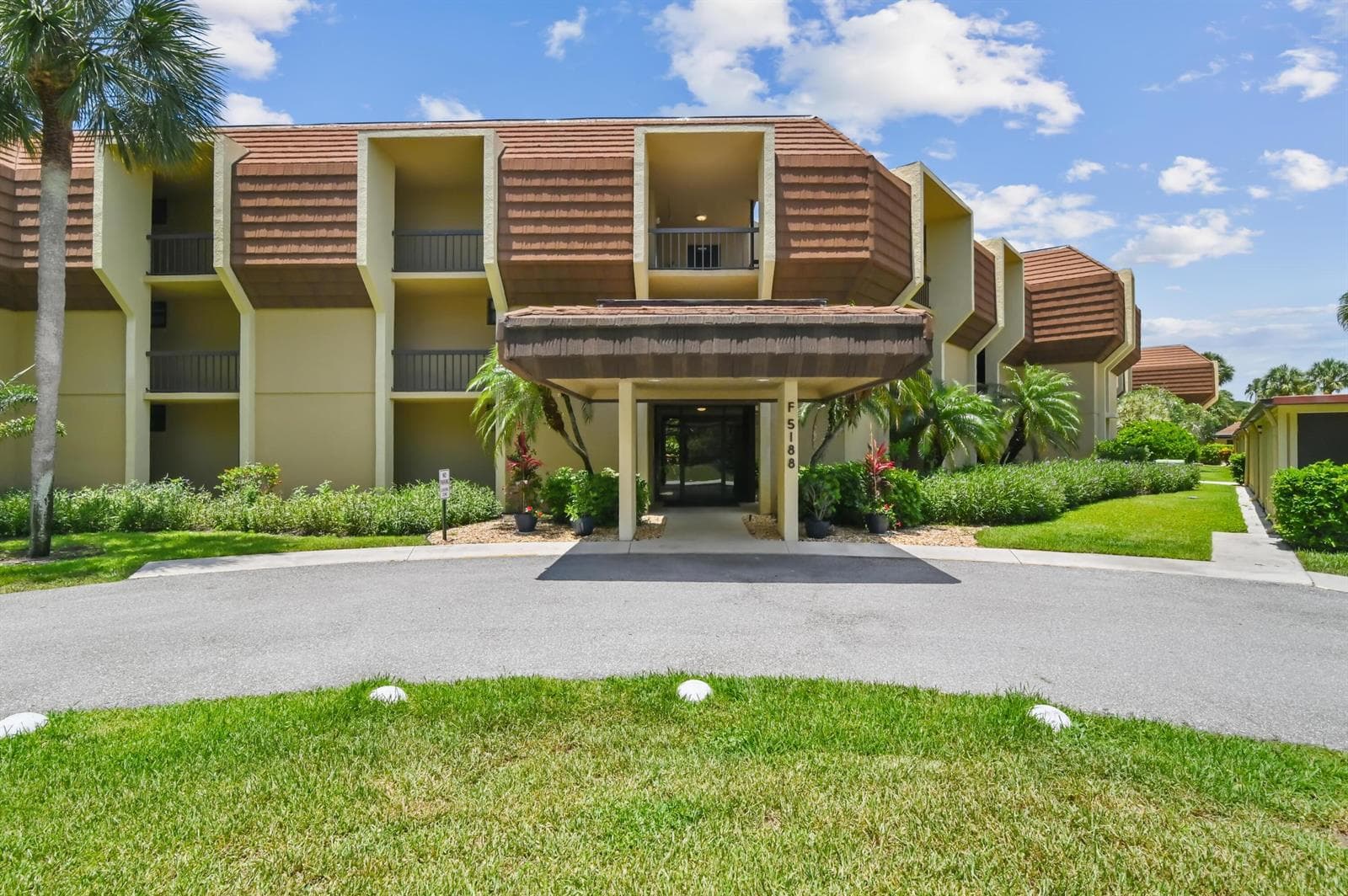 5188 Woodland Lakes Drive # 332, Palm Beach Gardens, FL 33418 — zdjęcie 2