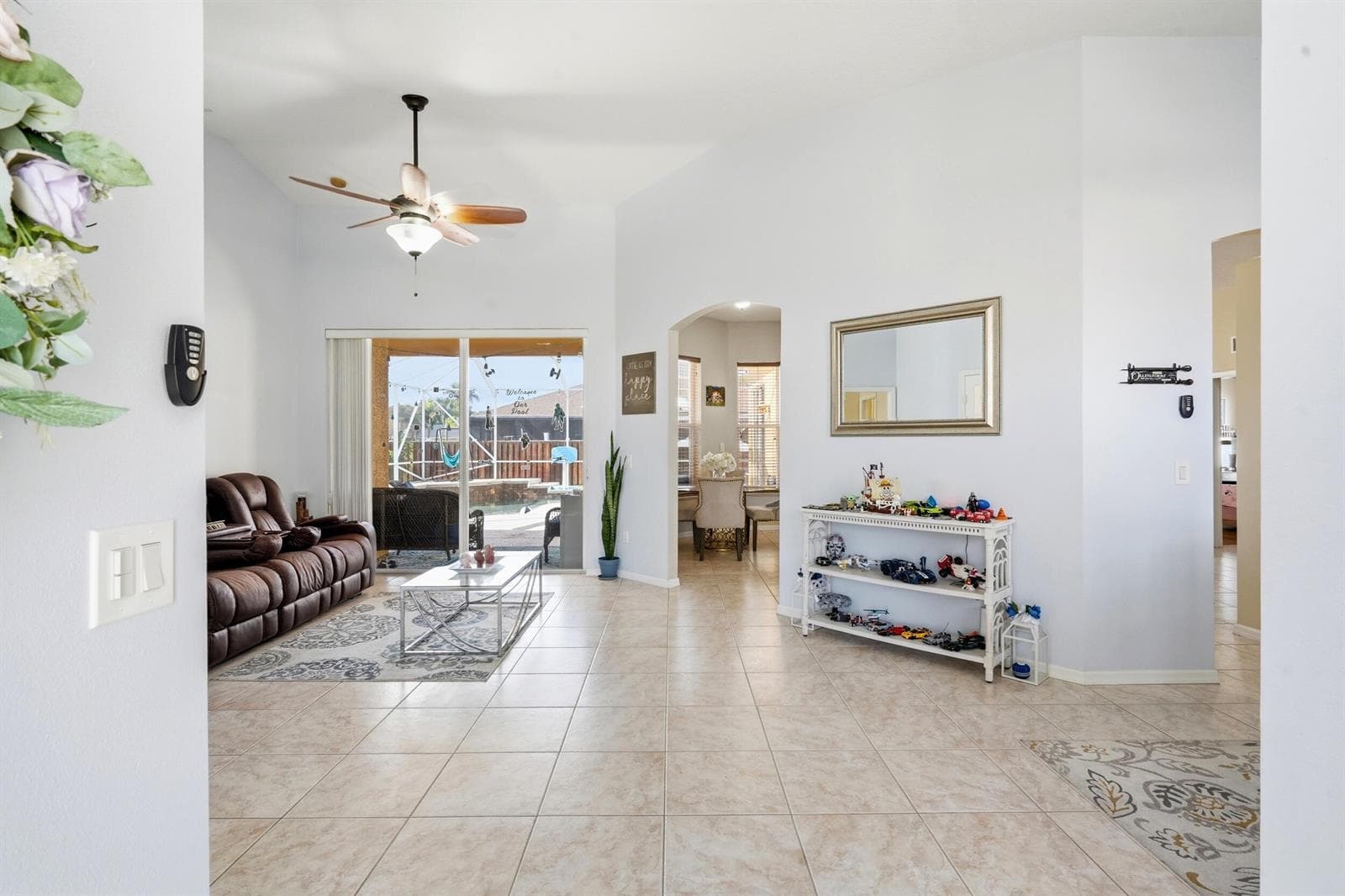 1202 SW San Esteban Avenue, Port St. Lucie, FL 34953 — zdjęcie 3