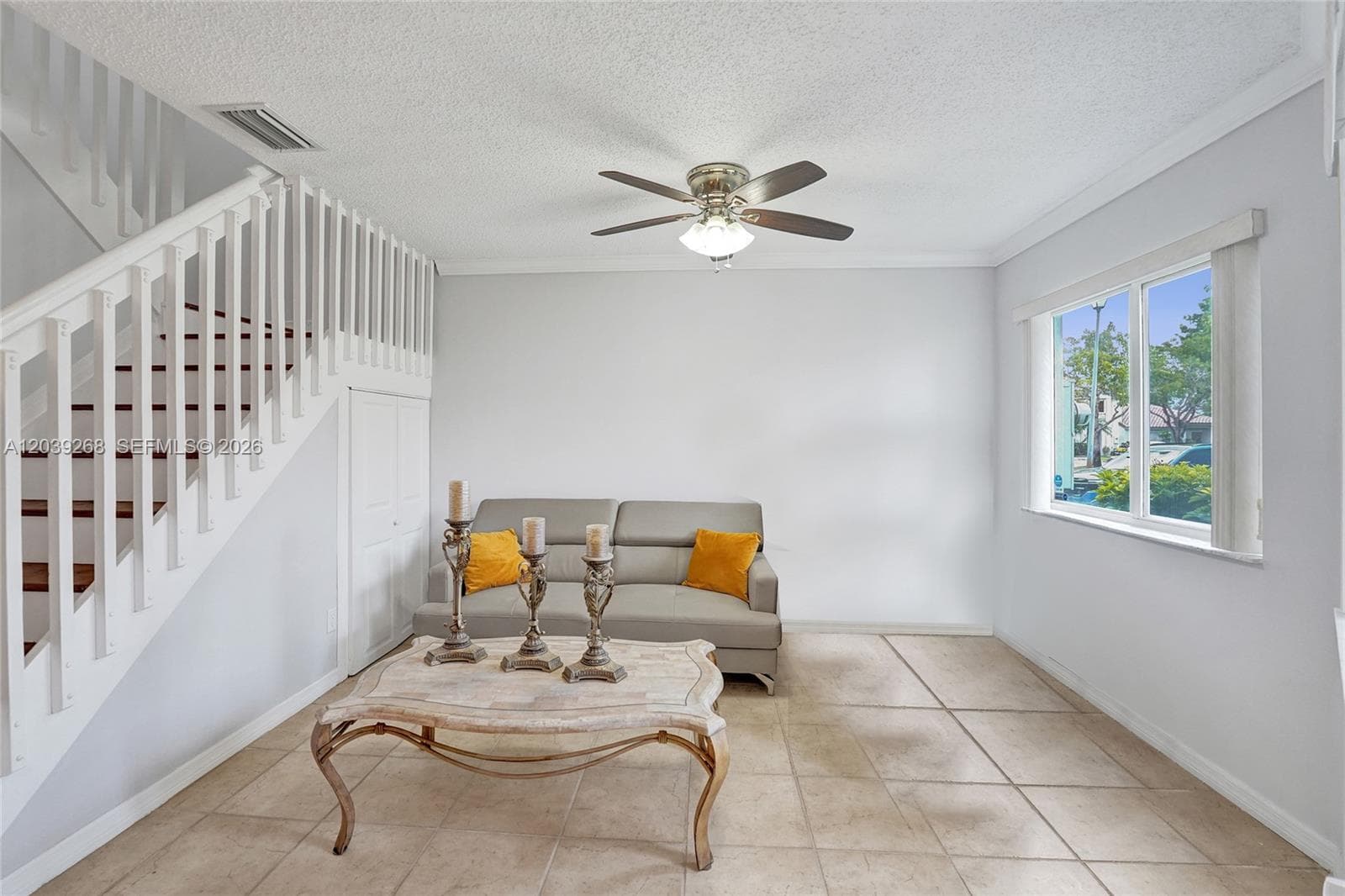 806 NW 208th Way, Pembroke Pines, FL 33029 — zdjęcie 5