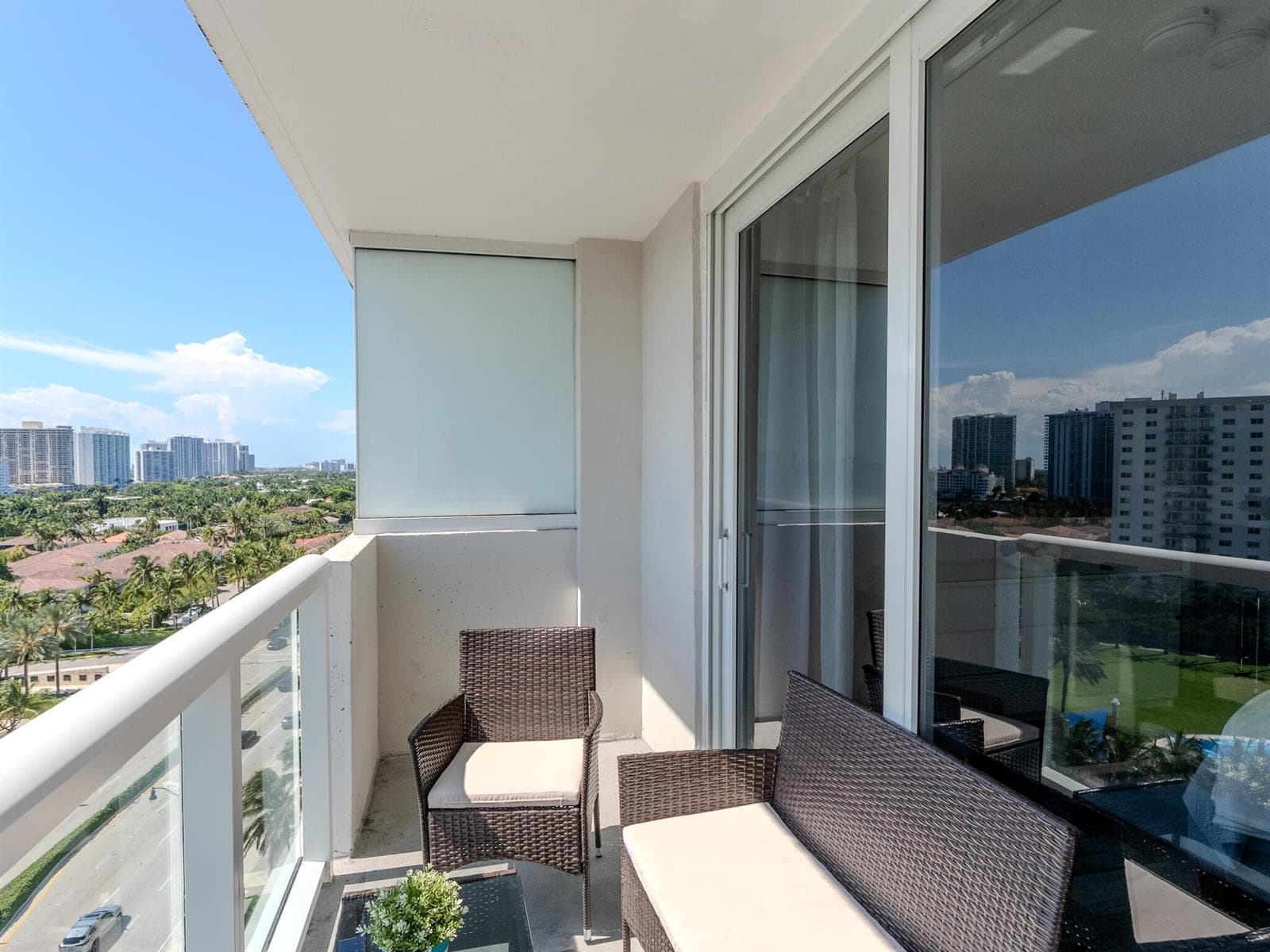 19201 Collins Avenue # 1038, Sunny Isles Beach, FL 33160 — zdjęcie 3