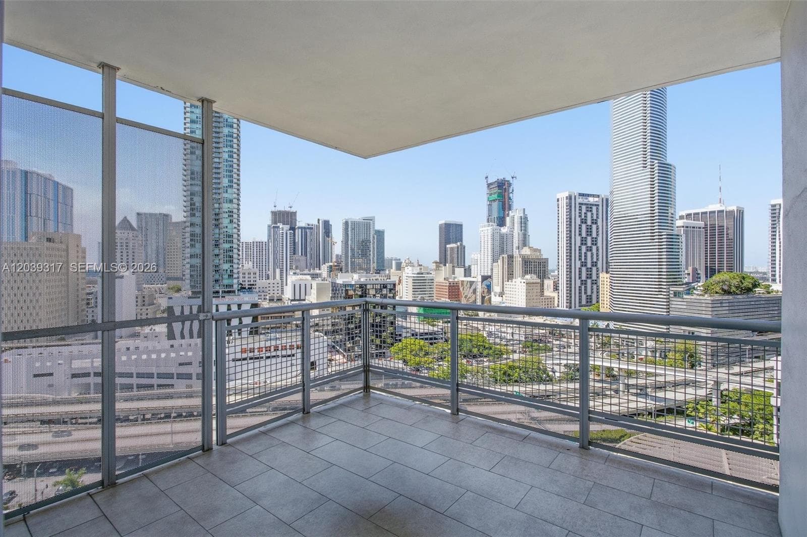 350 S Miami Ave # 1903, Miami, FL 33130 — zdjęcie 2