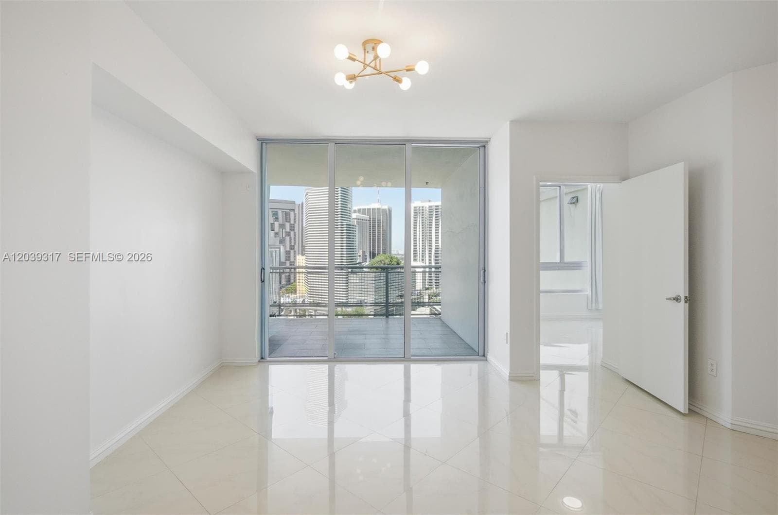 350 S Miami Ave # 1903, Miami, FL 33130 — zdjęcie 5