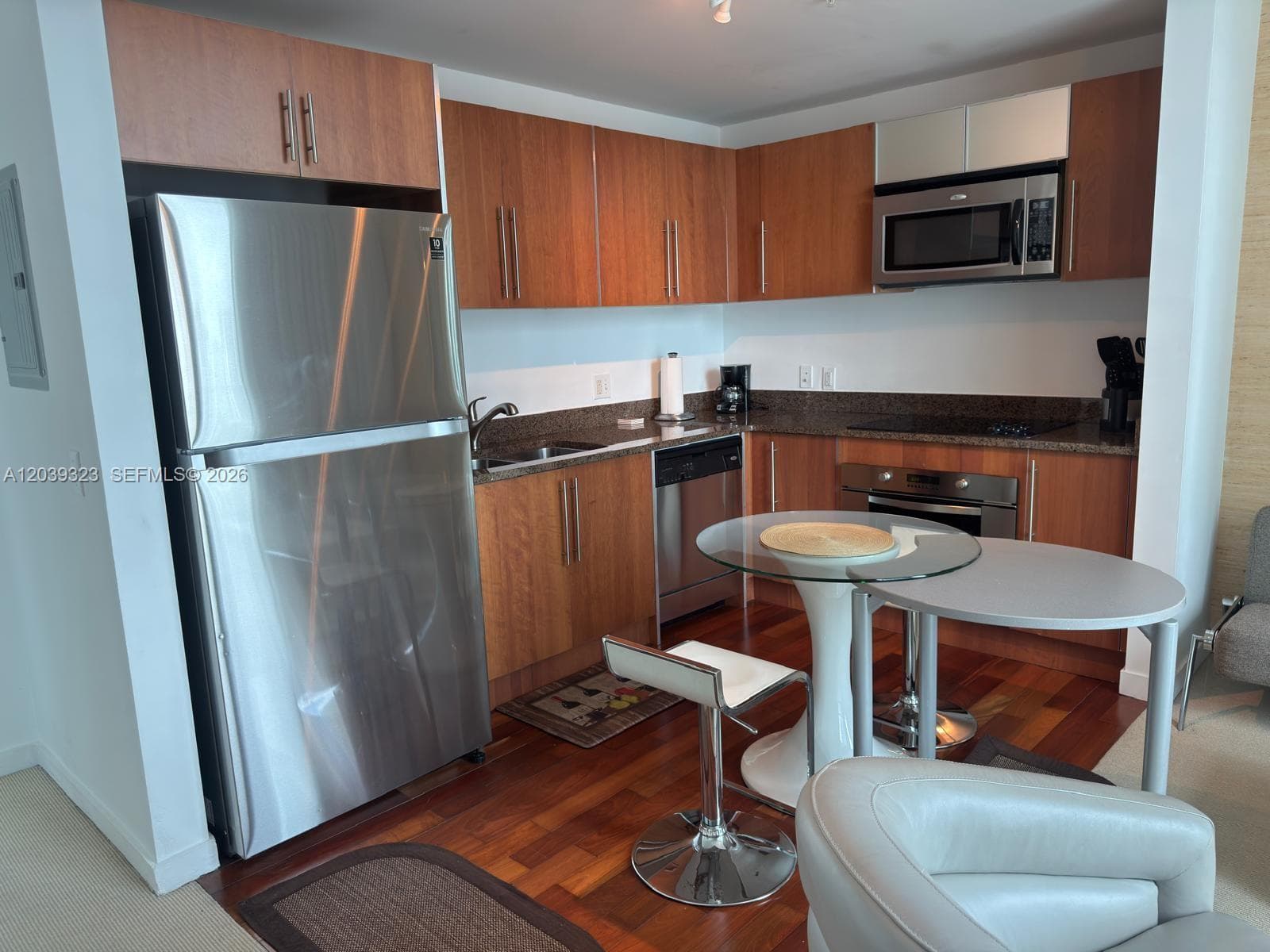 300 S Biscayne Blvd # T-3703, Miami, FL 33131 — zdjęcie 3