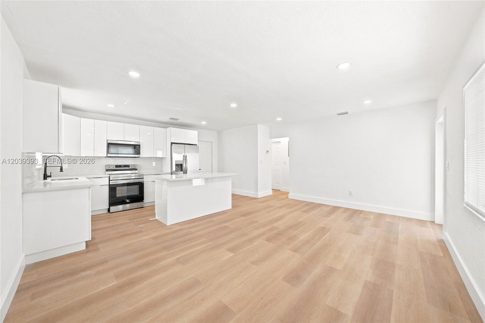 1491 NW 55th Ter, Miami, FL 33142 — zdjęcie 2
