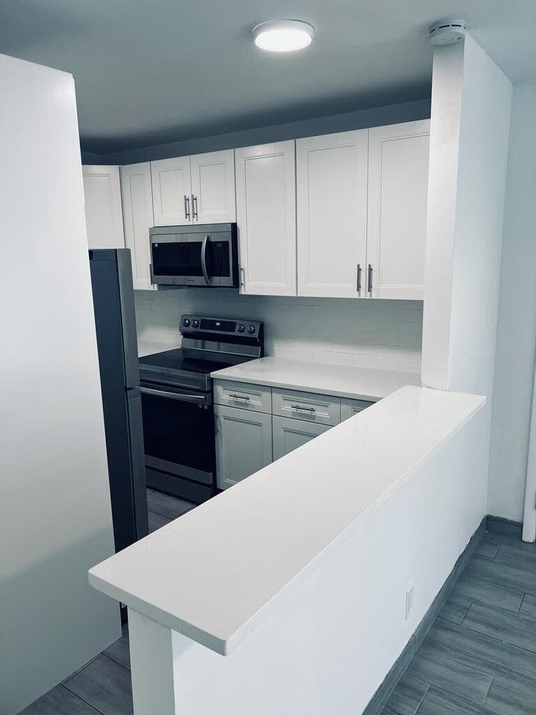 930 N 14th Court, Hollywood, FL 33020 — zdjęcie 4