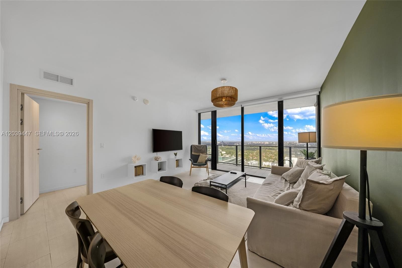 1000 Brickell Plz # 4704, Miami, FL 33131 — zdjęcie 5