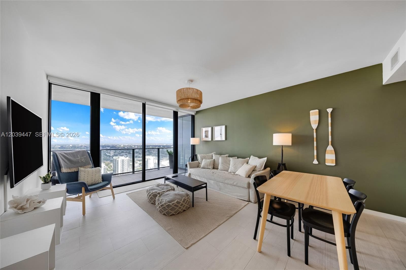 1000 Brickell Plz # 4704, Miami, FL 33131 — zdjęcie 4