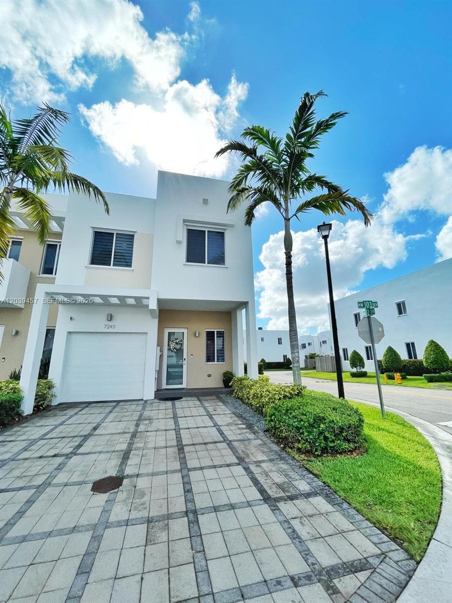 7243 NW 103rd Path, Doral, FL 33178 — zdjęcie 2