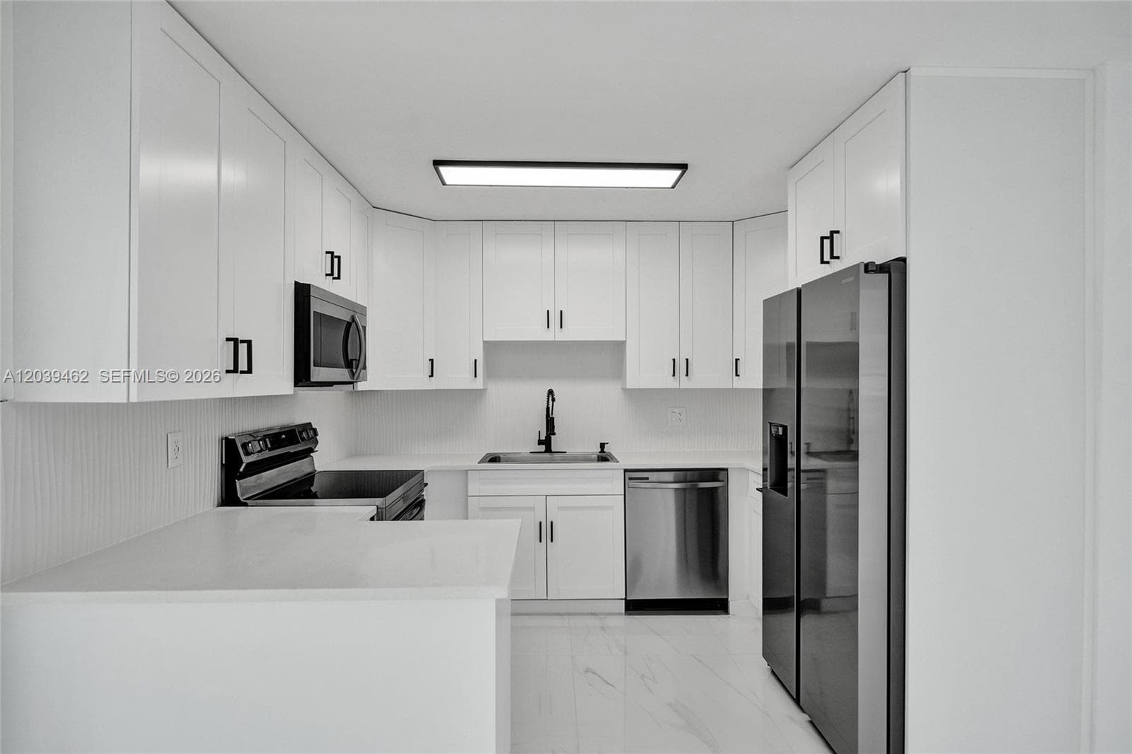 1220 NE 8 St, Pompano Beach, FL 33060 — zdjęcie 2