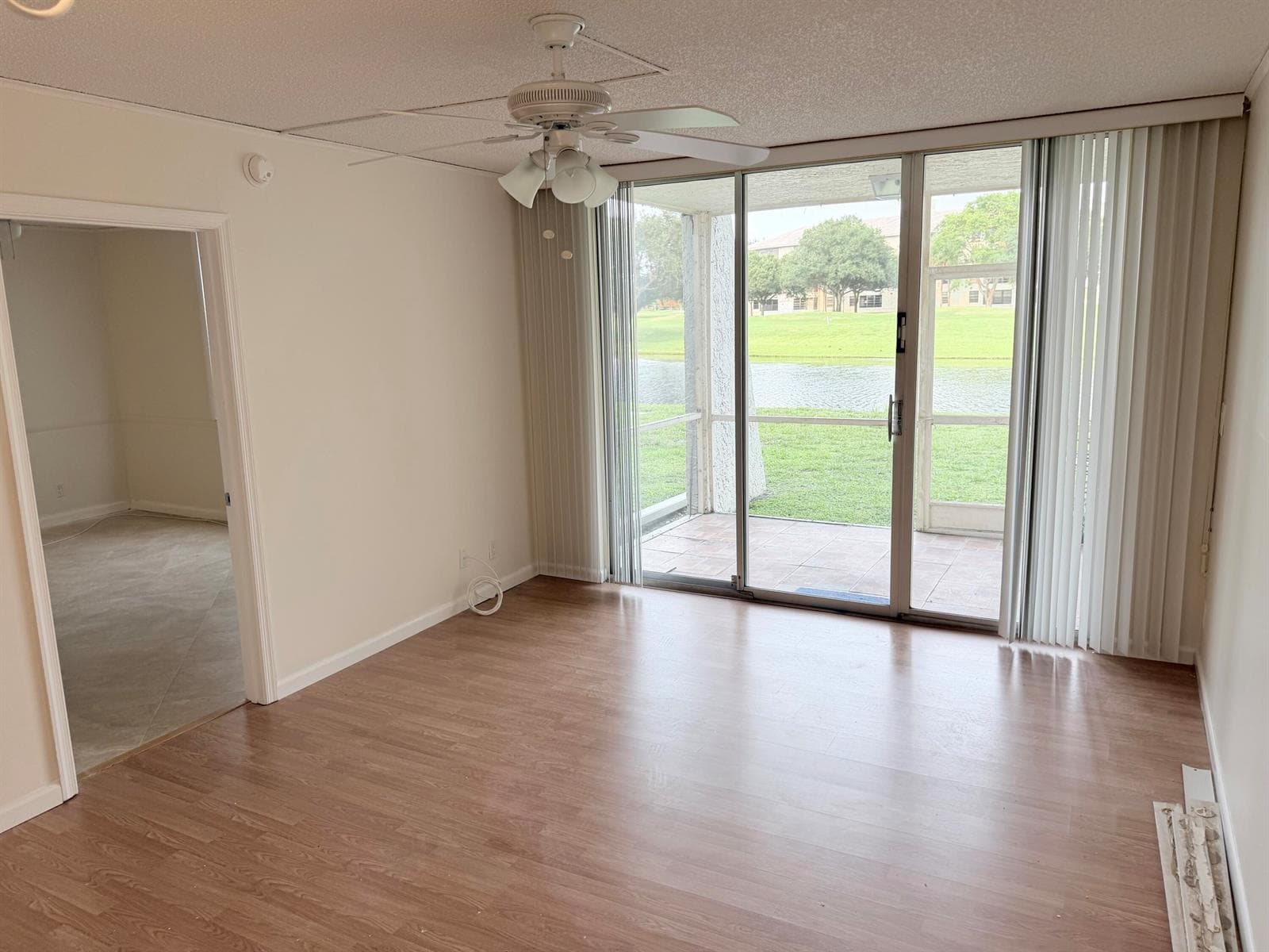 9230 Lagoon Place # 110, Davie, FL 33324 — zdjęcie 5