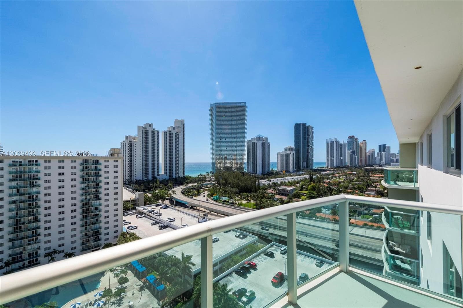 19380 Collins Ave # PH-6, Sunny Isles Beach, FL 33160 — zdjęcie 2