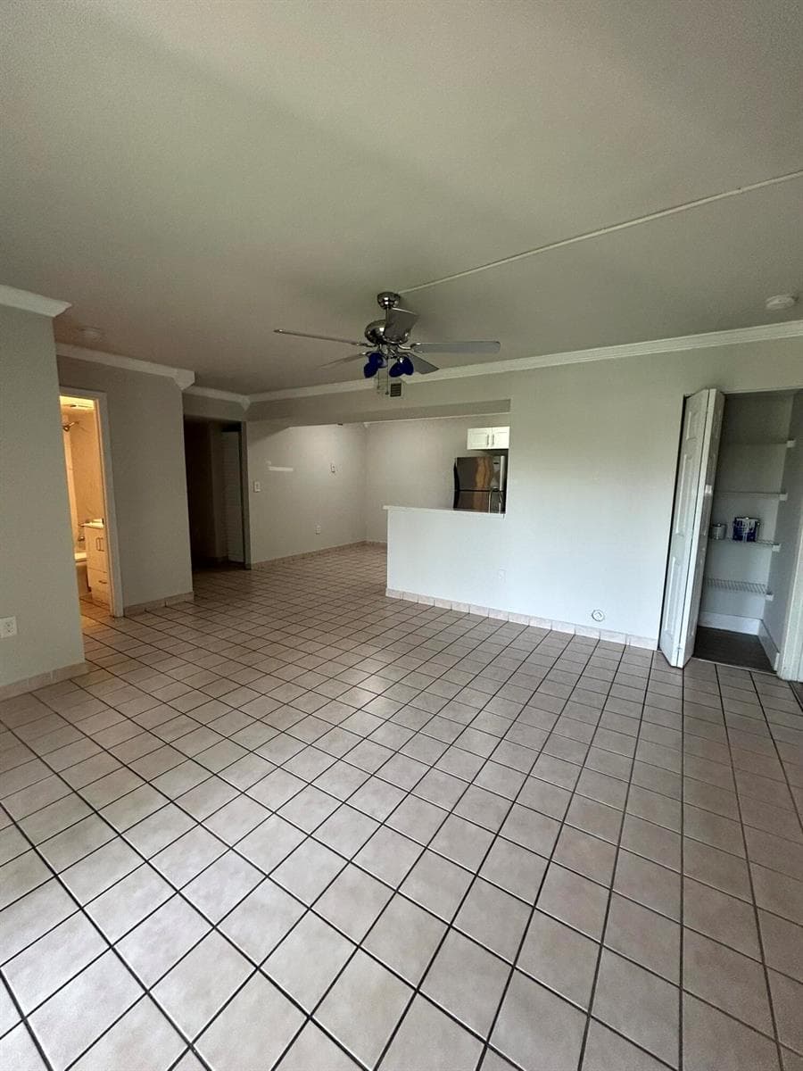 450 W Palm Cir Circle W # 103, Pembroke Pines, FL 33025 — zdjęcie 5