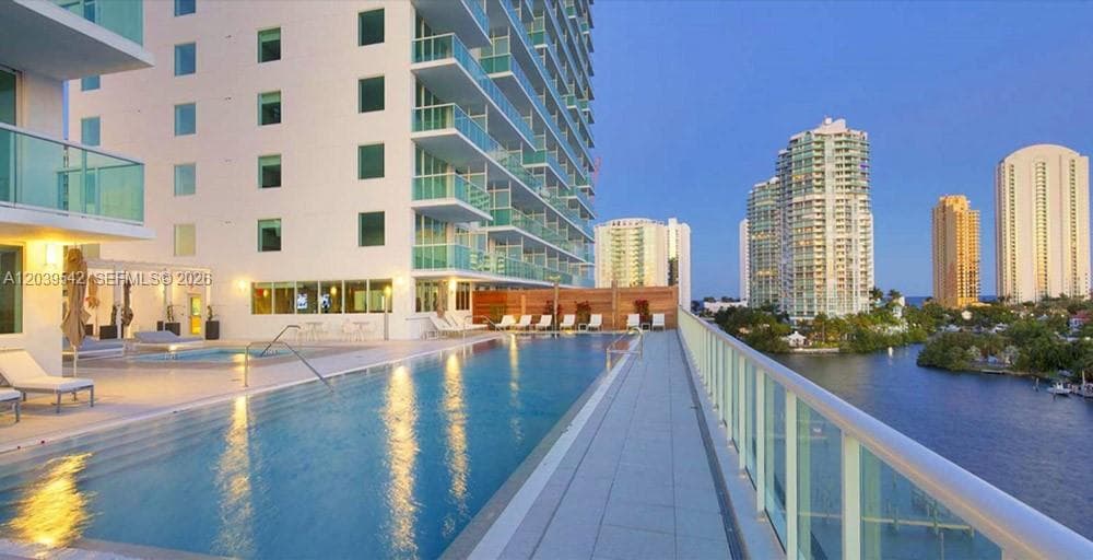 400 Sunny Isles Blvd # 1817, Sunny Isles Beach, FL 33160 — zdjęcie 4