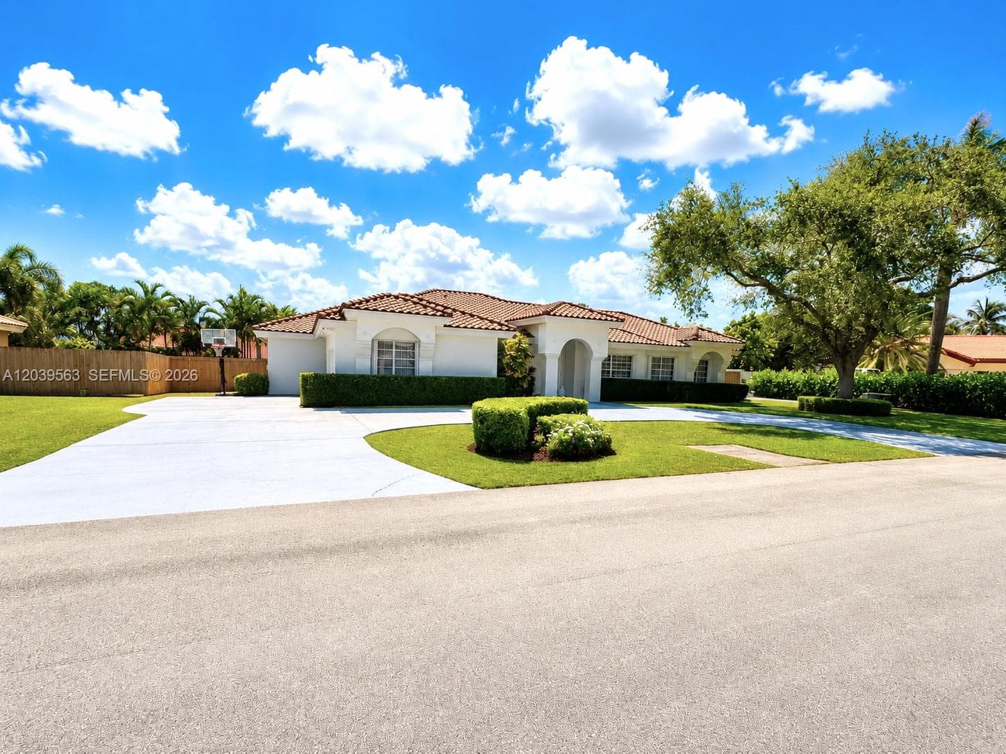 15690 SW 153rd Ct, Miami, FL 33187 — zdjęcie 4