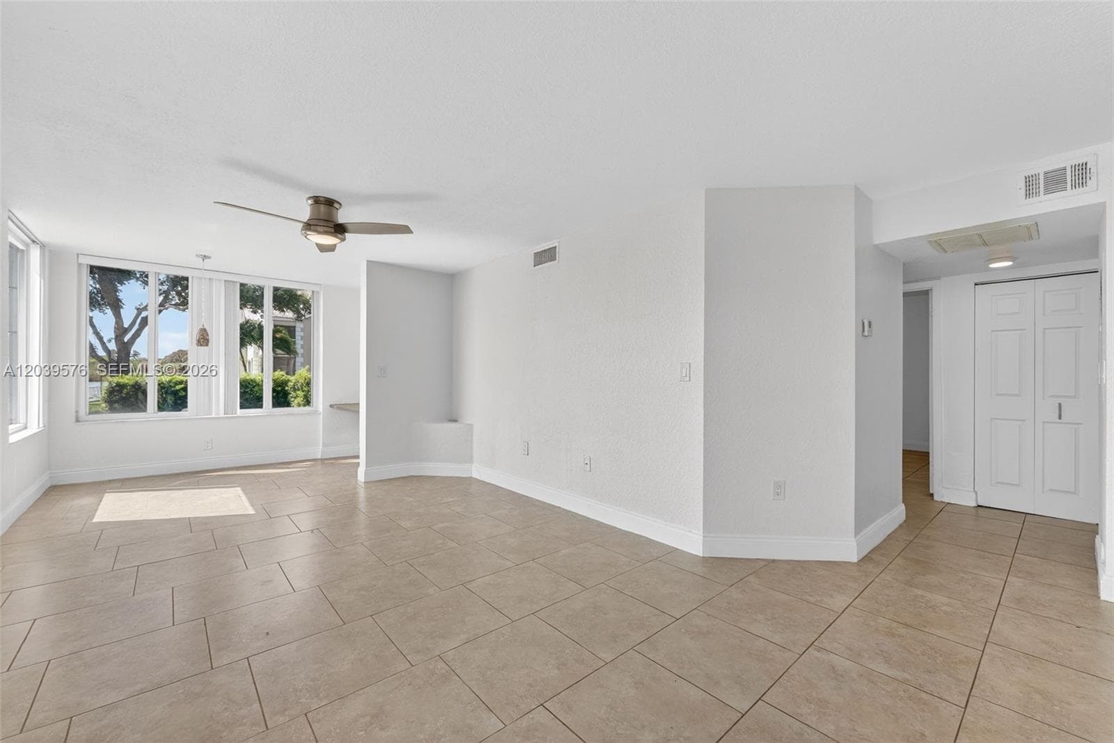 2841 N Oakland Forest Dr # 110, Oakland Park, FL 33309 — zdjęcie 5