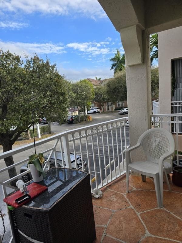 8930 W Flagler Street # 221, Miami, FL 33174