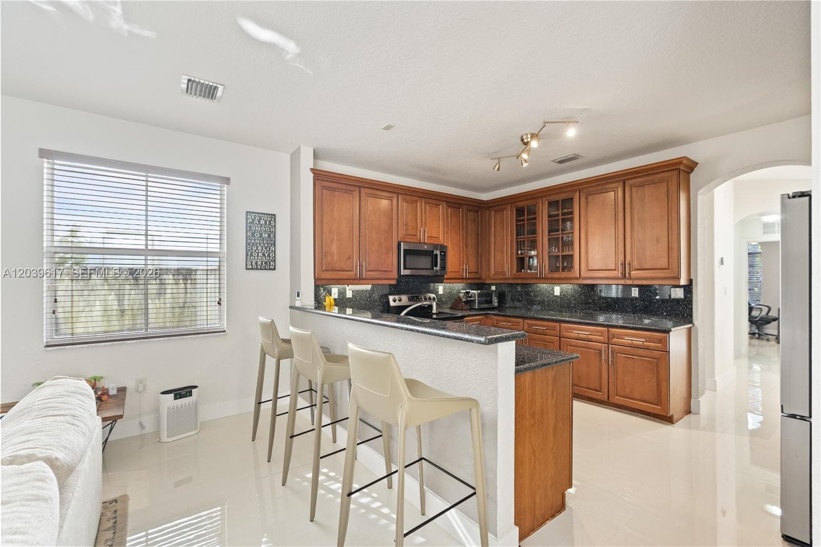 11558 NW 84th  St, Doral, FL 33178 — zdjęcie 2