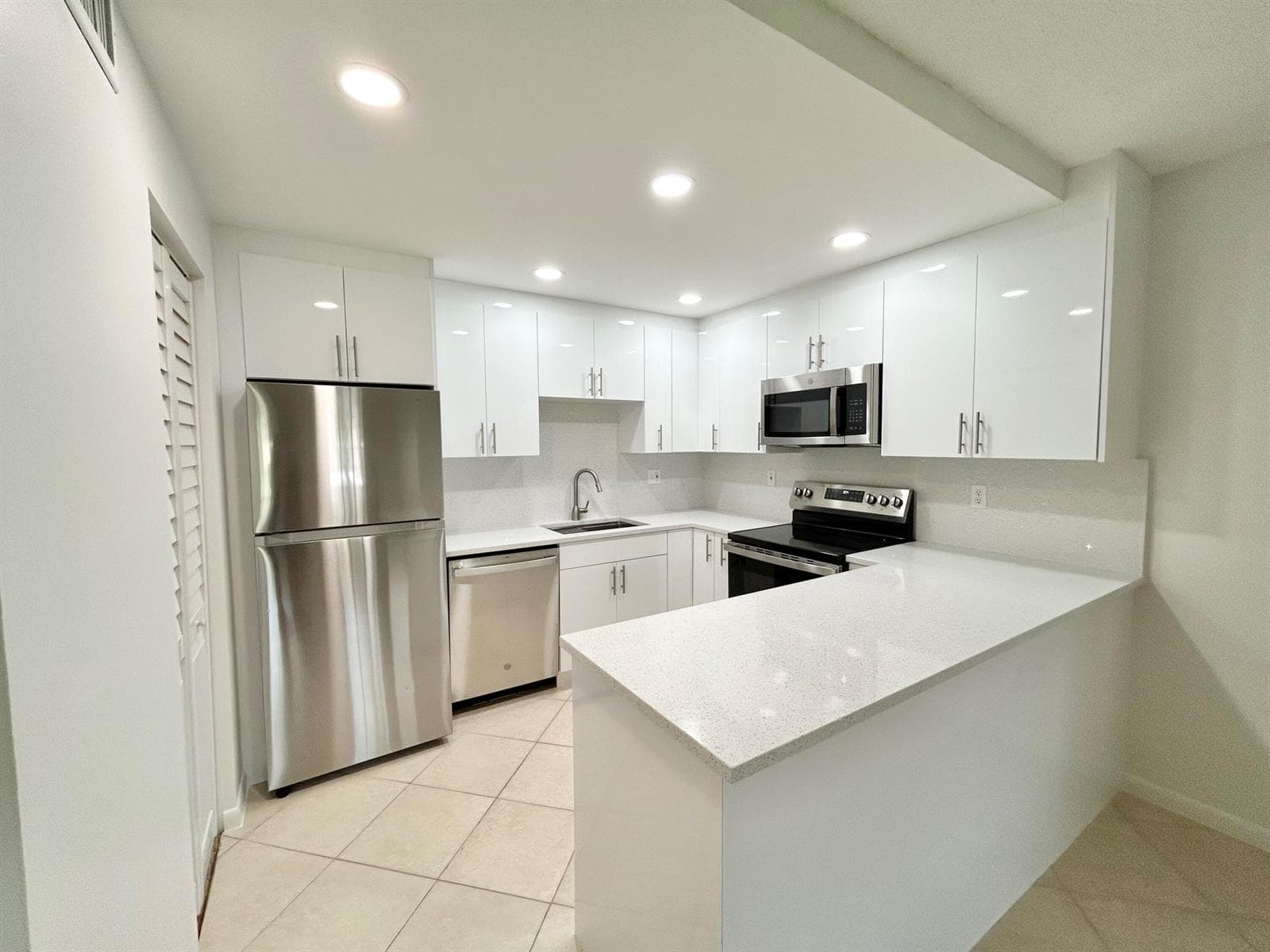 418 Pine Glen Lane # C-1, FL 33463 — zdjęcie 3