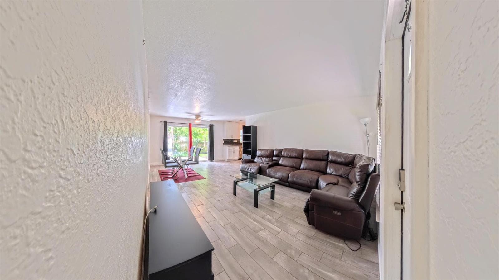 1719 15th Avenue N, FL 33460 — zdjęcie 5