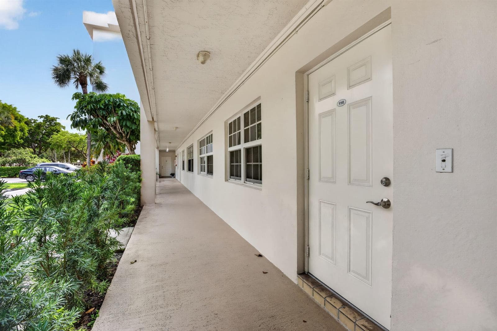 3960 Oaks Clubhouse # 110, Pompano Beach, FL 33069 — zdjęcie 3