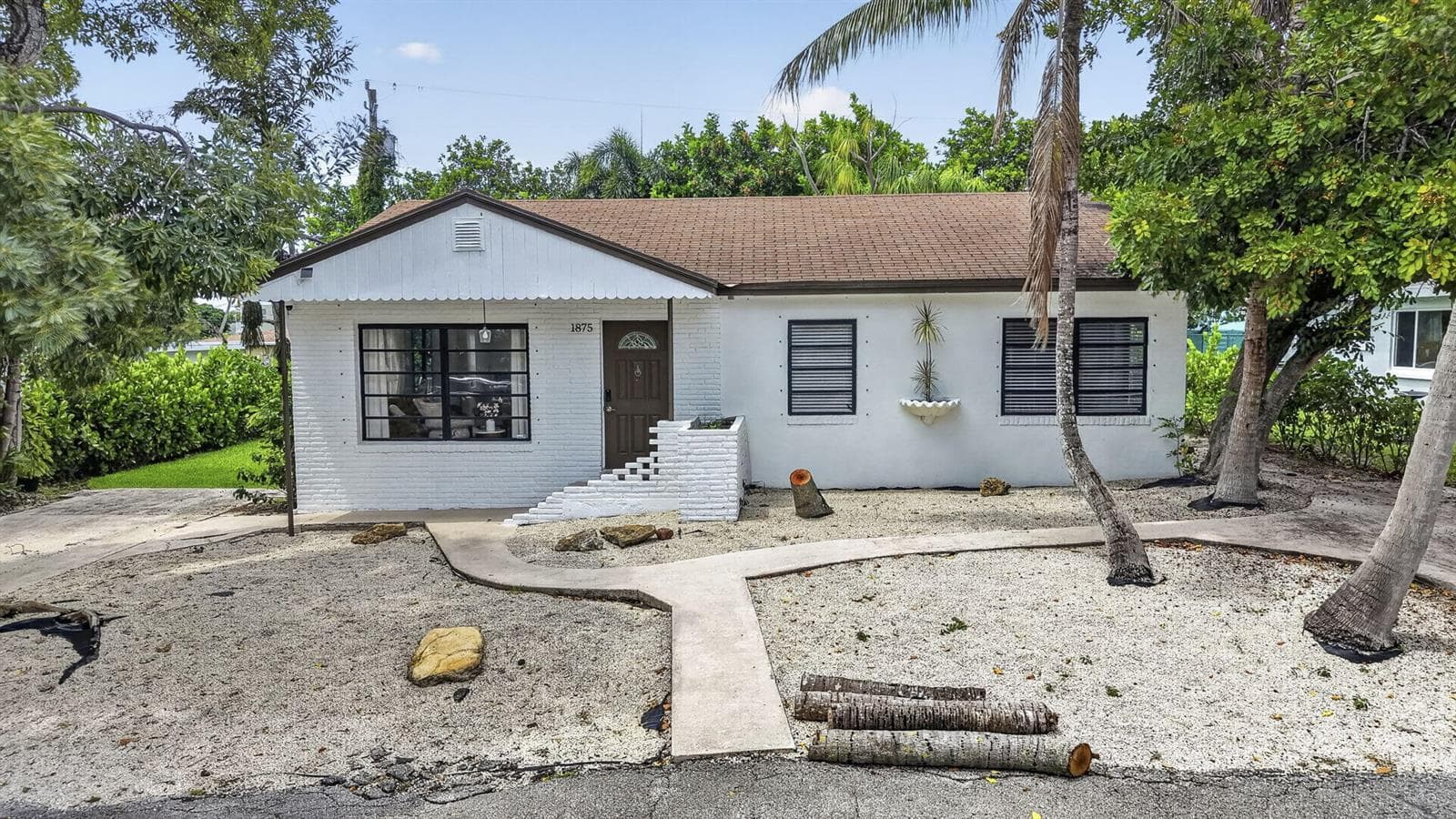 1875 Ridge Road, Juno Beach, FL 33408