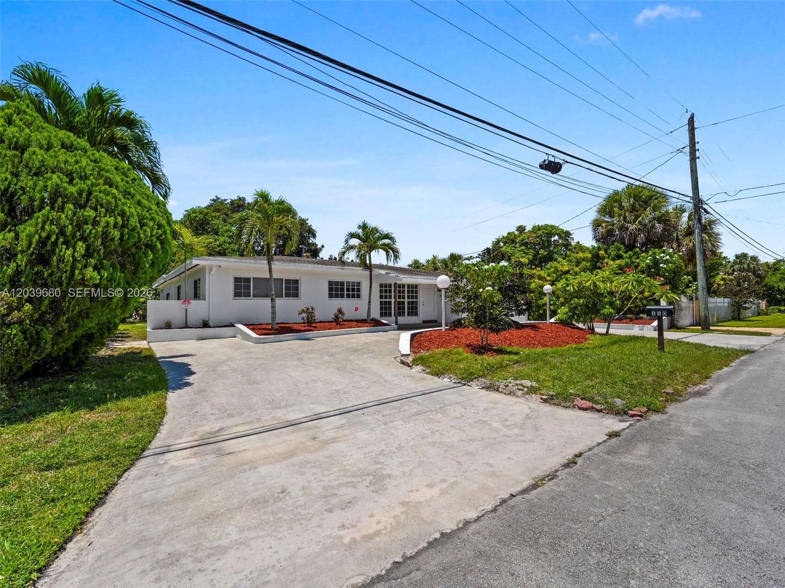 110 NE 152nd St, Miami, FL 33162 — zdjęcie 3