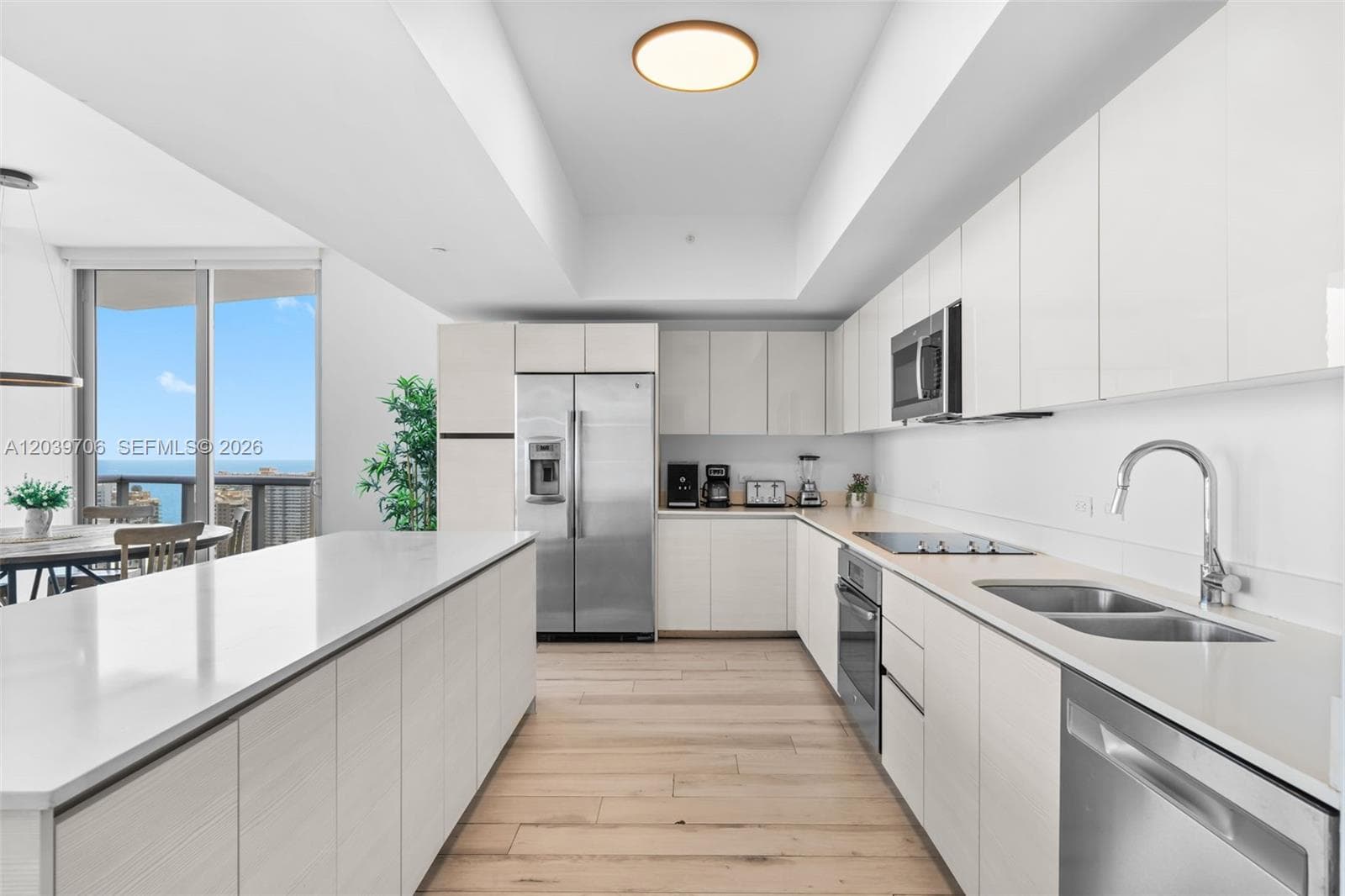 2600 E Hallandale Beach Blvd # T3001, Hallandale Beach, FL 33009 — zdjęcie 2