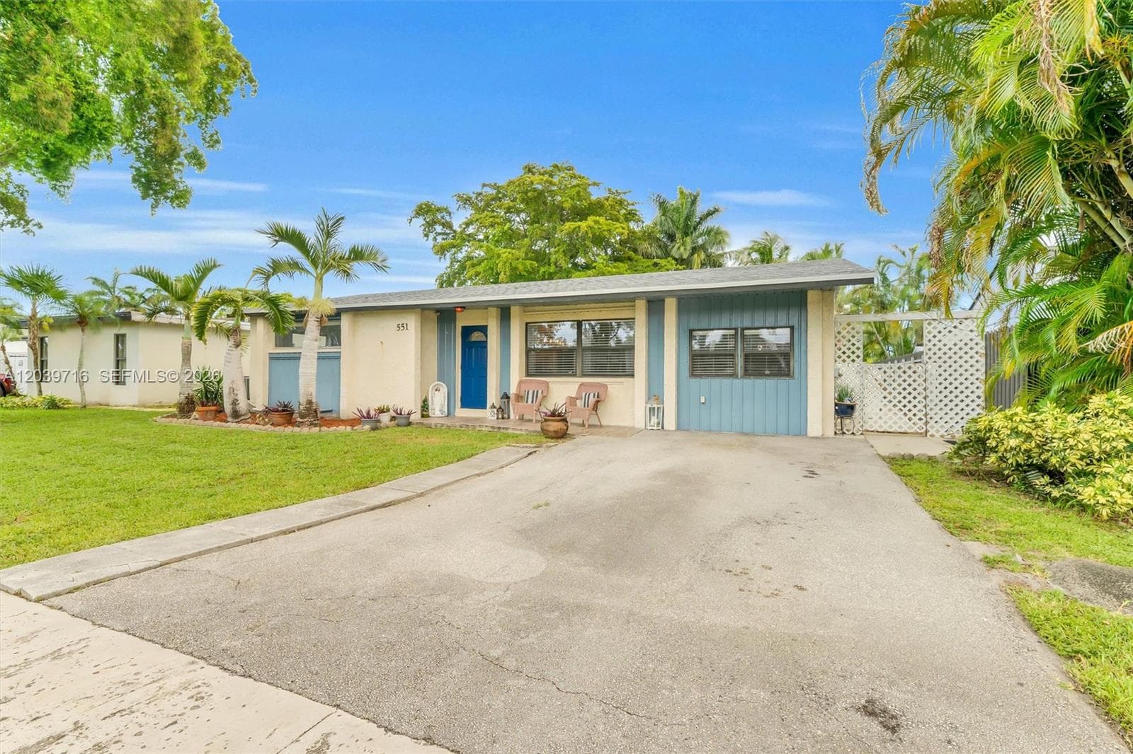 551 NW 99th Way, Pembroke Pines, FL 33024 — zdjęcie 2