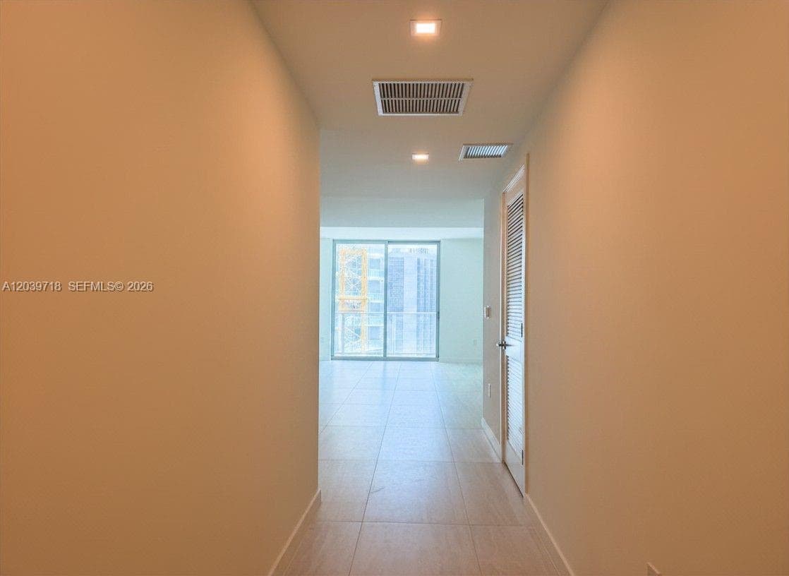 77 SE 5th St # 1903, Miami, FL 33131 — zdjęcie 3