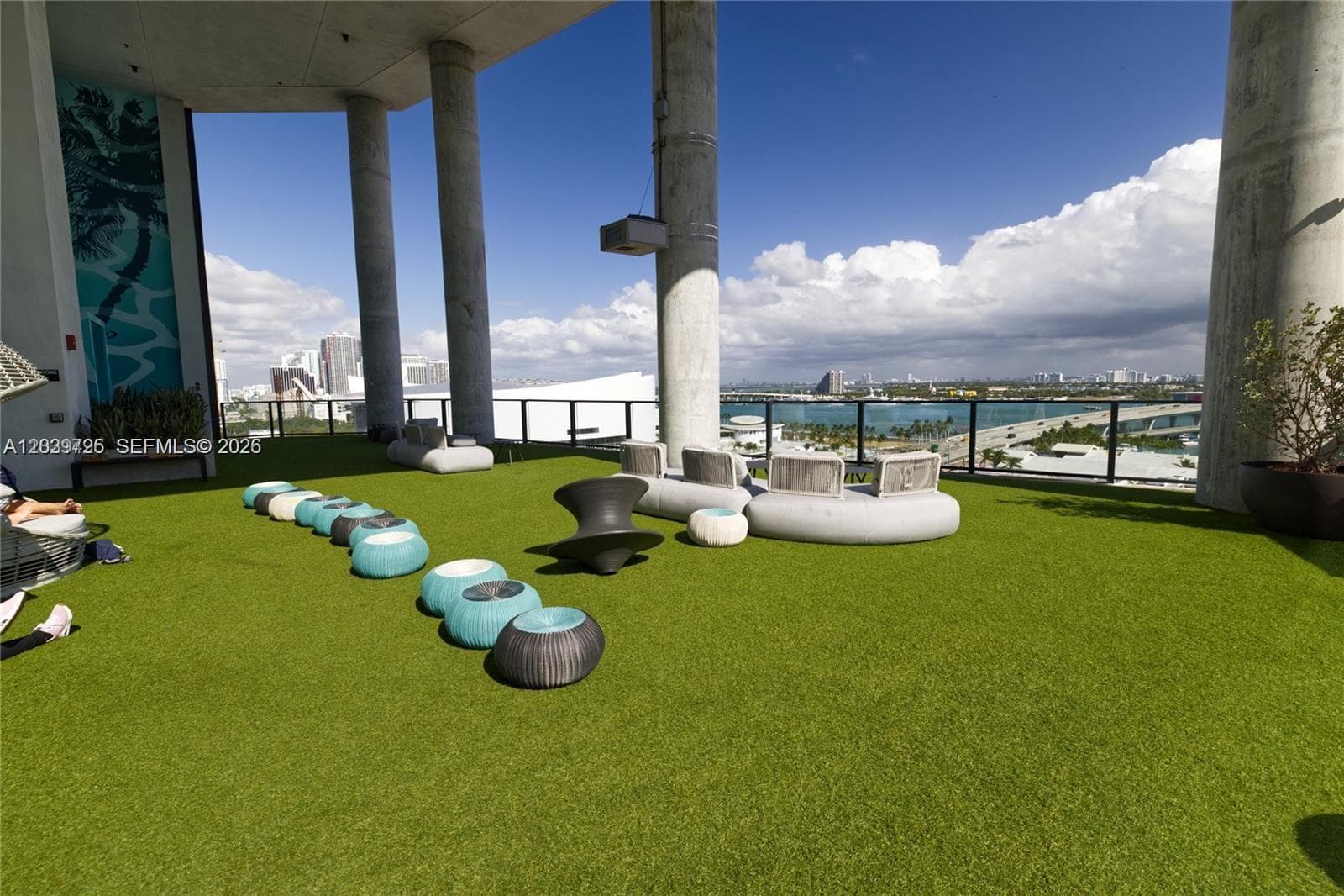 398 NE 5th St # 2112, Miami, FL 33132 — zdjęcie 3