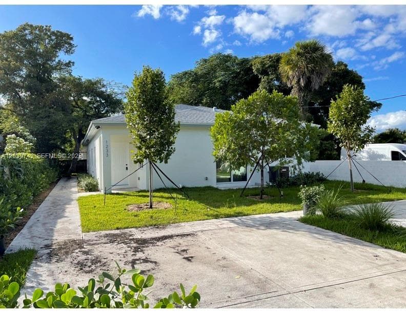 213 NW 12th St, Pompano Beach, FL 33060 — zdjęcie 3
